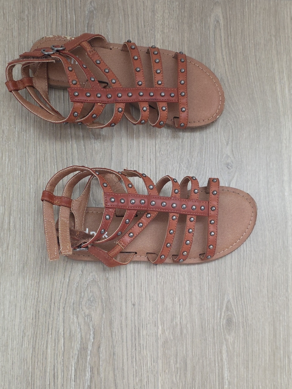kidpik Brown Studded Strappy Gladiator Sandals